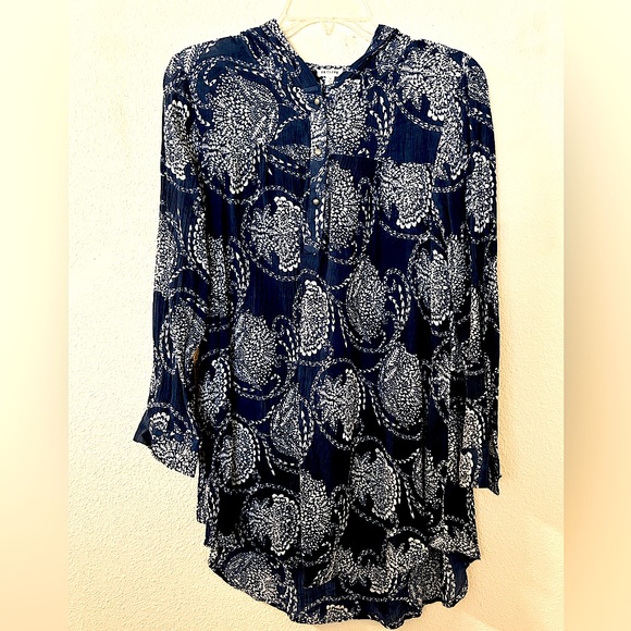 Blue and White Swimsuit Cover Size Small - Picture 1 of 6